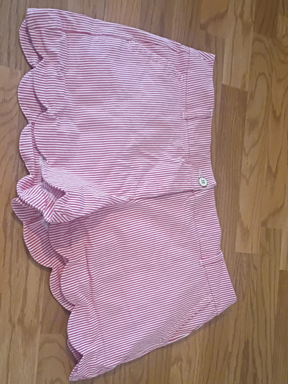 crown & ivy Pink and White Striped Scallop Hem Shorts